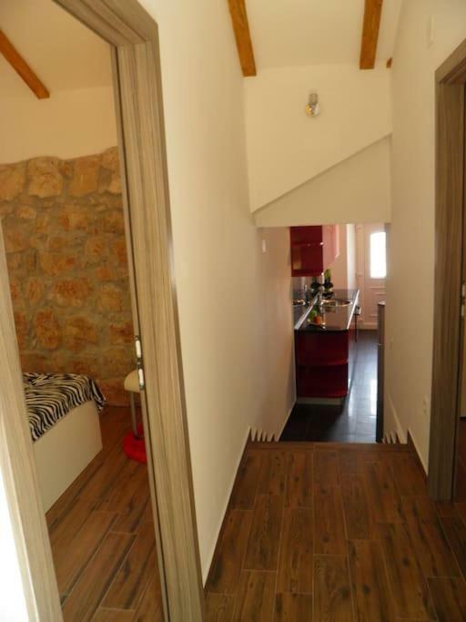 Romantic apartment Donje Celo Exterior foto